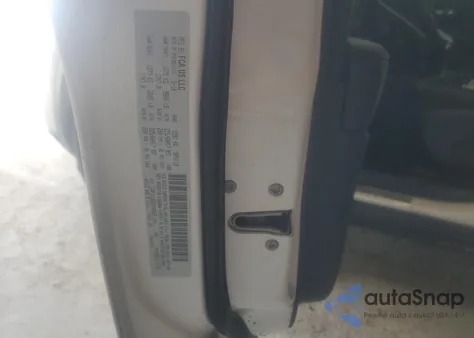 2019 Jeep Cherokee Latitude Plus z USA, uszkodzony, nr VIN 1C4PJLLB8KD144983